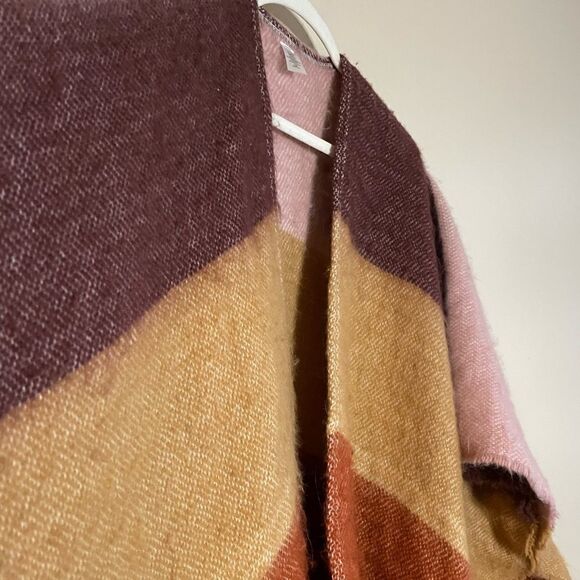 ISA‎ & STEF INC multicolor poncho one size - Picture 7 of 10